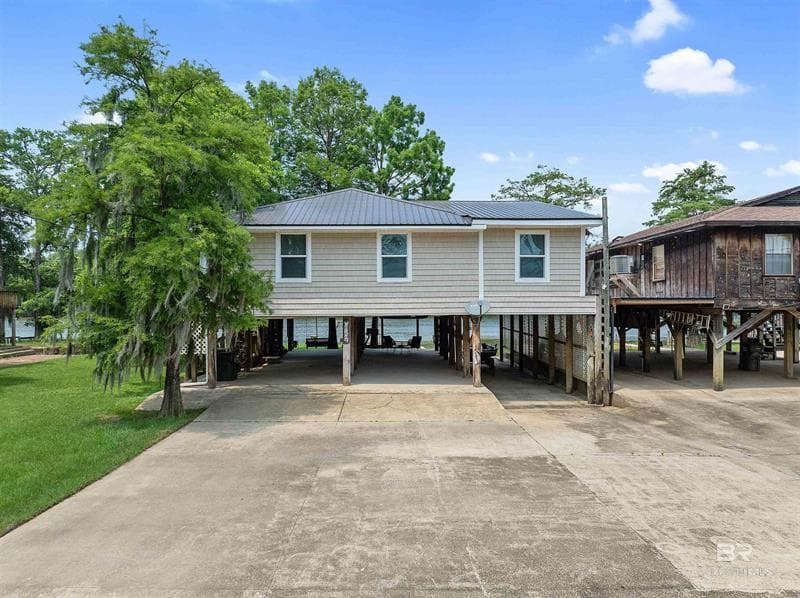 8157 Bryants Landing Road